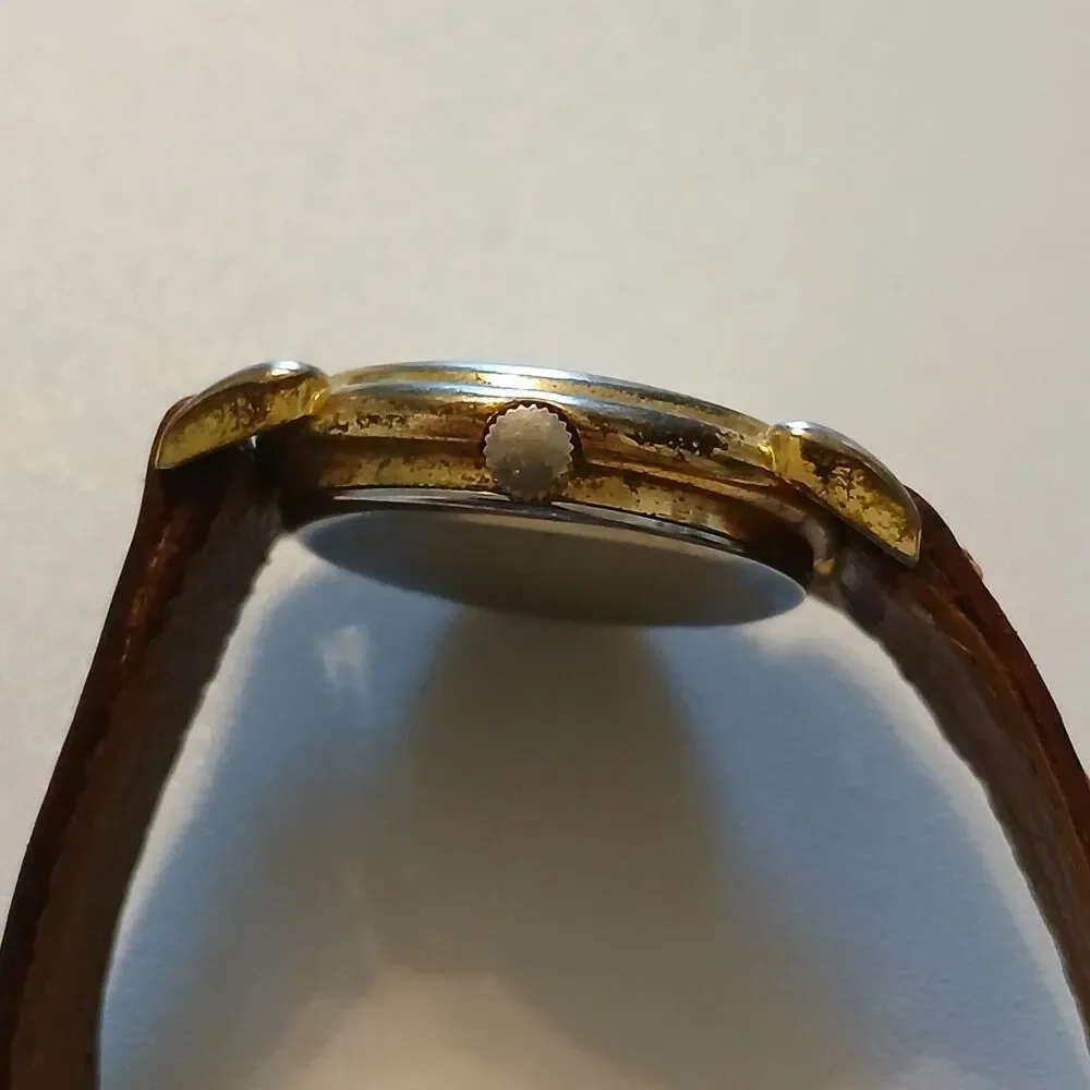 Parts/Repair Vintage 90s Orion Swiss Quartz Moon Phase Watch Leather Strap 26mm
